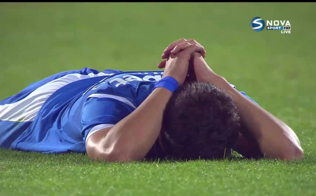 Футболистите на Левски бяха съкрушени след последната дузпа в снощния