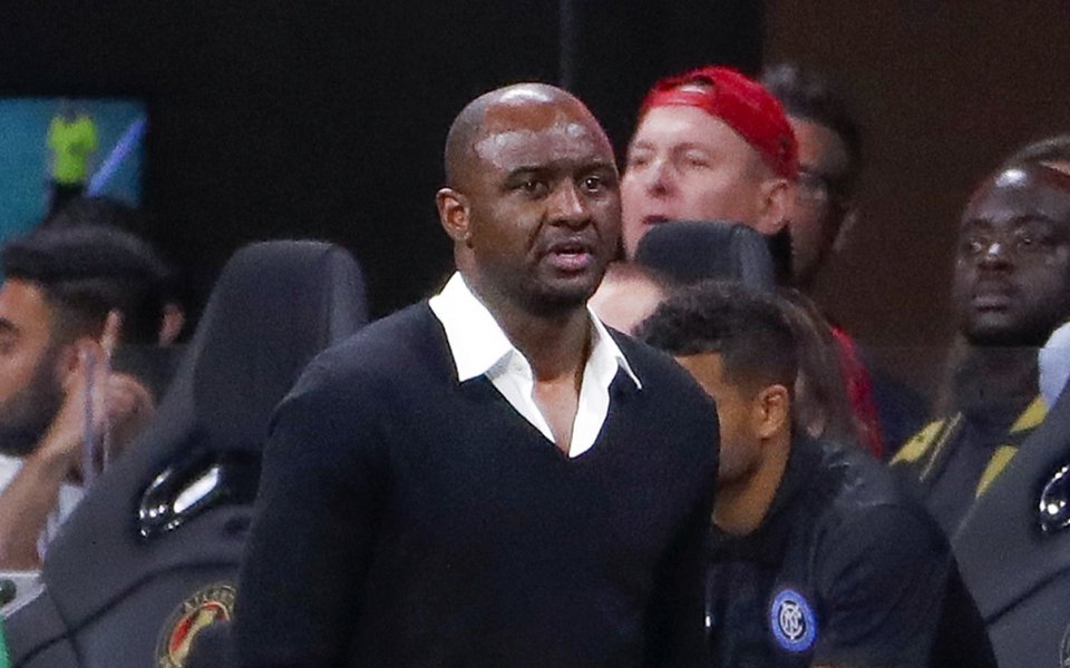 Да използват пет смени по време на мачовете може и