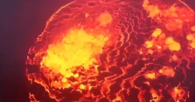 Мъж от Хавай засне зрелищно изригване на лава в двора