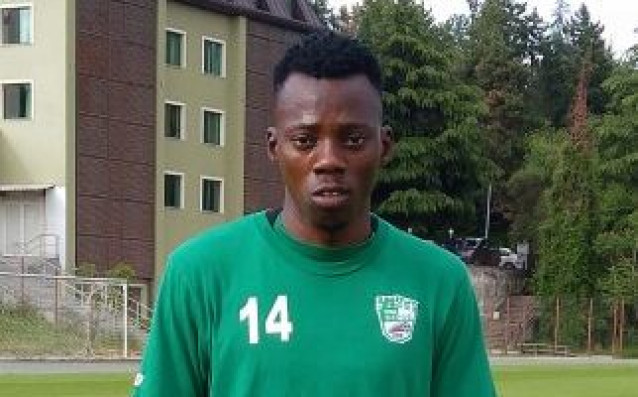 Нигерийският нападател Съндей Адетунжи се присъедини към състава на Берое