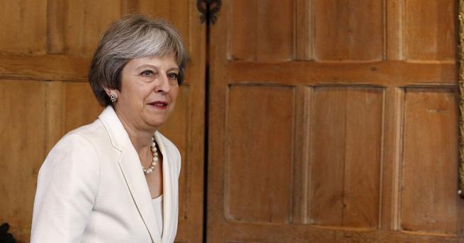Британският премиер Тереза Мей пише в статия във вестник Сънди
