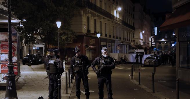 Полицията е арестувала и отцепила дома в Страсбург на приятел