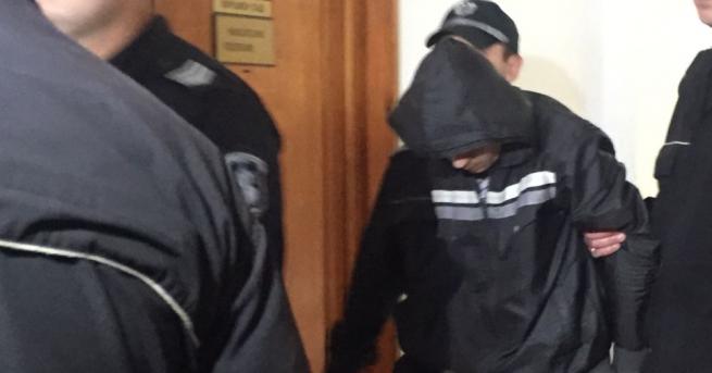 Мълчалив протест беше организиран преди днешното разпоредително заседание за убийството