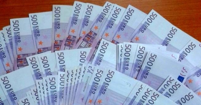 Митнически служител от Капитан Андреево отказа подкуп от 500 евро