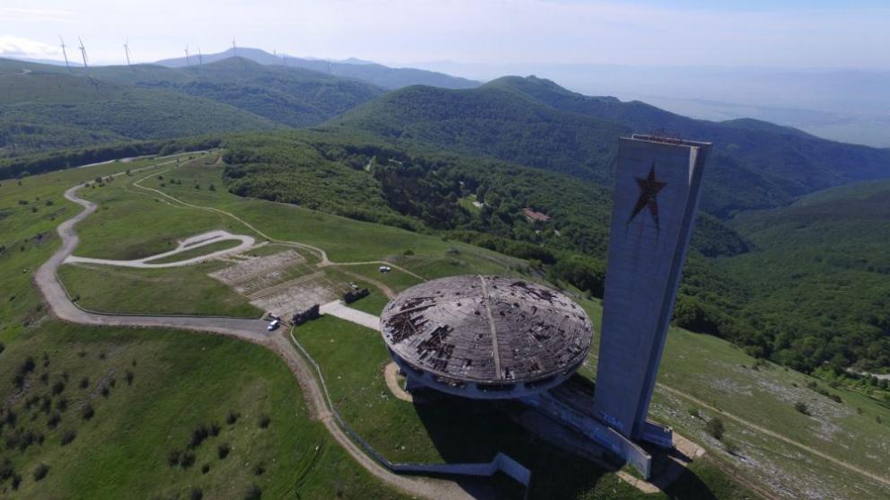Паметникът "Бузлуджа" най-големия идеологически монумент на тоталитарния комунистически режим в България