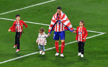 Фернандо Торес по стъпките на Андрес Иниеста