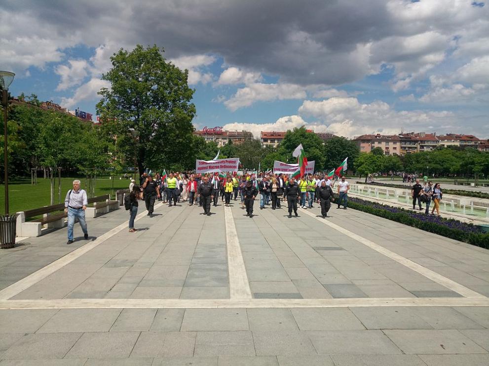  Шофьори на тирове и рейсове на митинг в столицата 