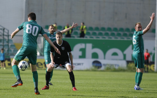 Пирин Благоевград поведе с 1:0 при гостуването срещу Витоша Бистрица