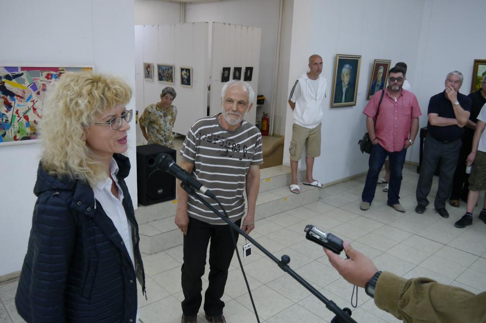 "Пролетен салон" обедниява творбите на 37 автори