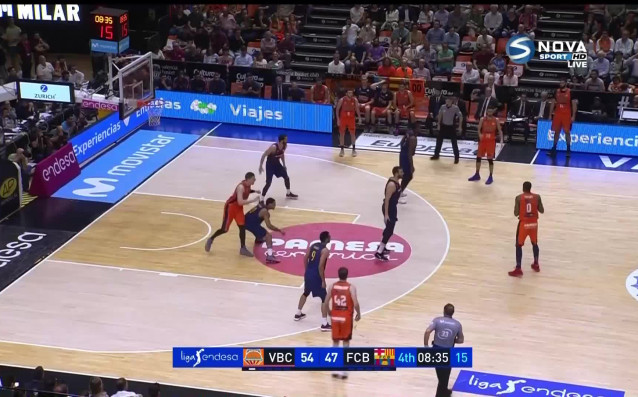 Баскетболният Барселона Ласа постигна изключително драматична победа над Валенсия със