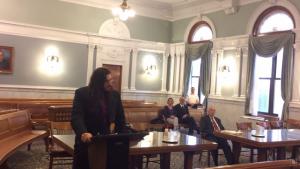 съд изгонен син