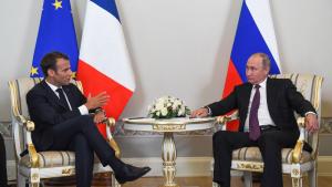 Руският президент Владимир Путин и френският президент Еманюел Макрон проведоха