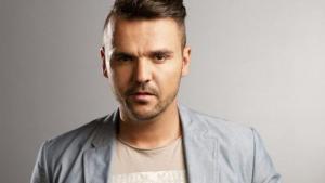 Влади Ампов