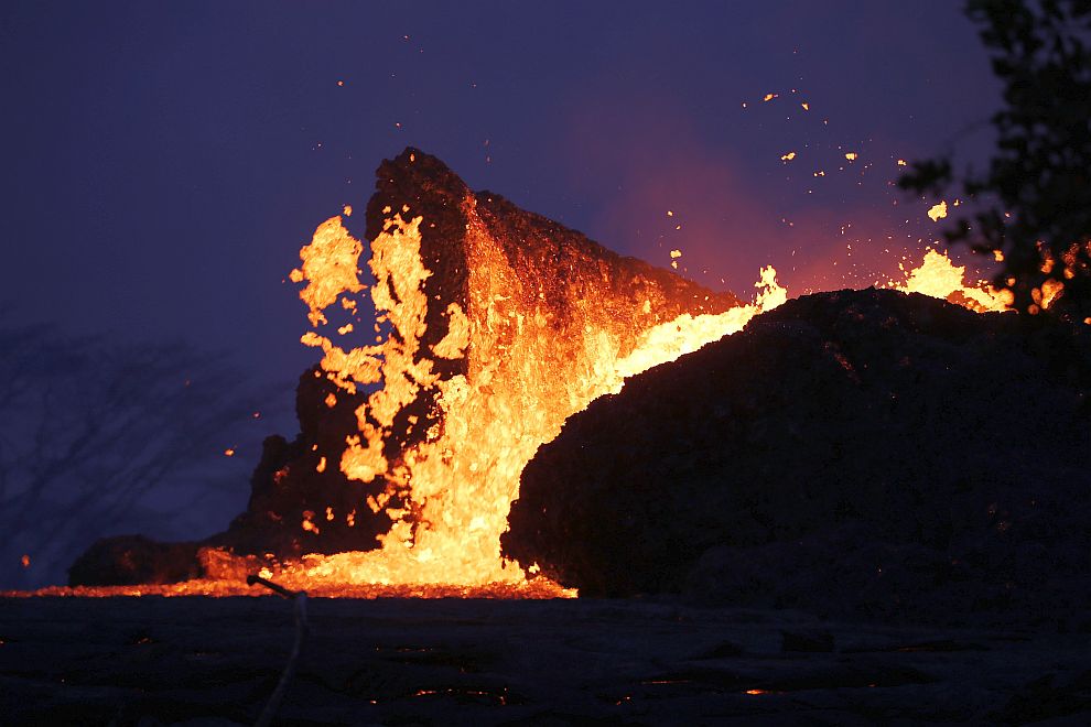 самые загадочные вулканы. вулкан мон пеле извержение. вулкан мауна лоа фото. вулкан галерас колумбия. смертоносный вулкан.