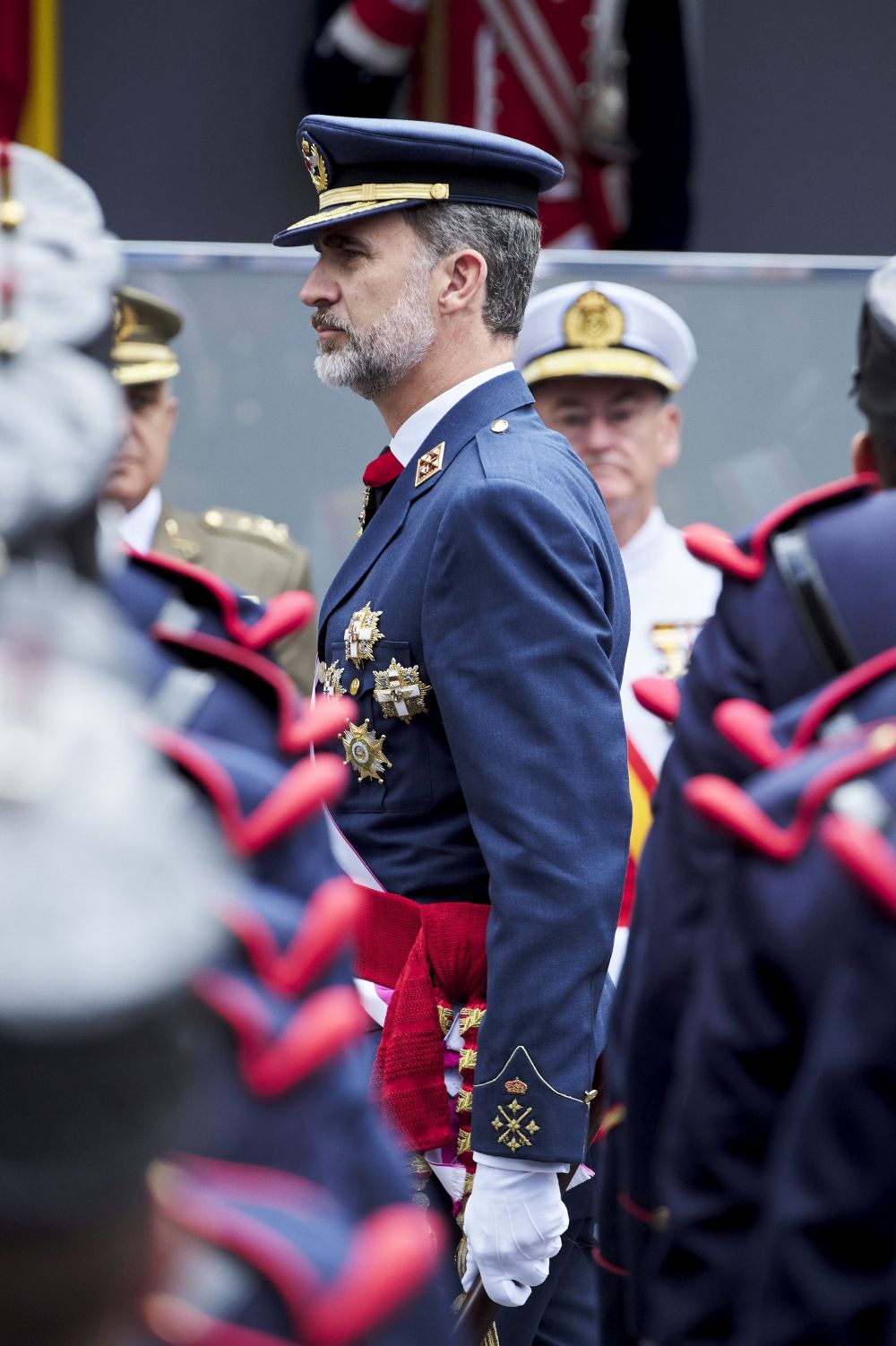 Испанският крал Фелипе VI и кралица Летисия участваха в Деня на въоръжените сили в Логроньо.