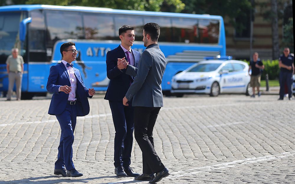 Абитуриенти в София