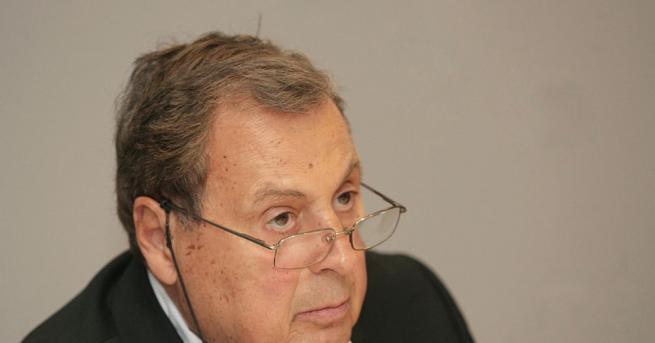 Почина изпълнителният председател на Българската стопанска камараБожидар Данев съобщиха от