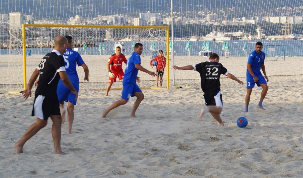 Обявиха програмата на държавното първенство по плажен футбол