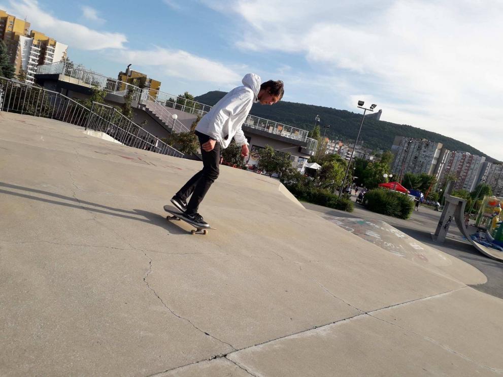  За Мартин скейтът е просвета 