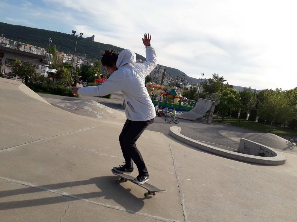  За Мартин скейтът е просвета 