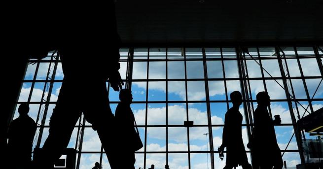 Седем служители на международното летище в Тбилиси бяха отровени в