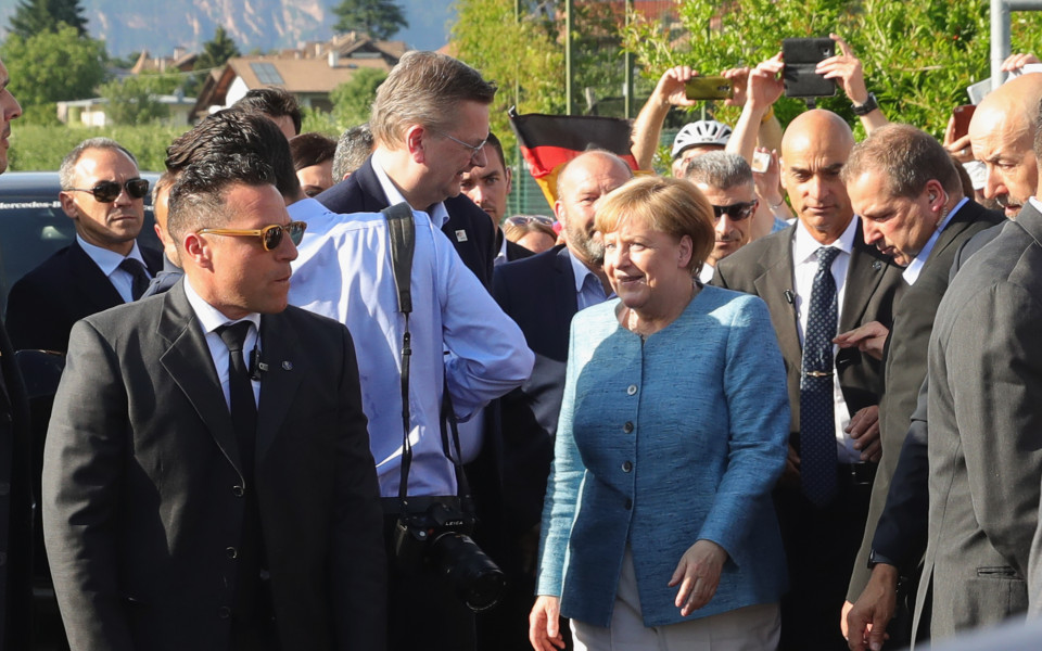 Меркел няма планове да присъства на  Мондиал 2018 в Русия