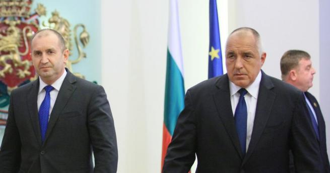 Президентът Румен Радев беше надпартиен, но стоейки заедно със своя