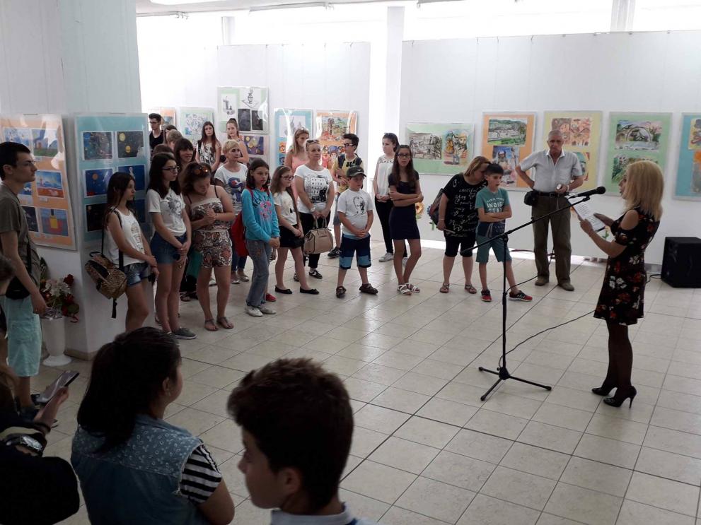 Участие в изложбата взеха всички школи към ОДК