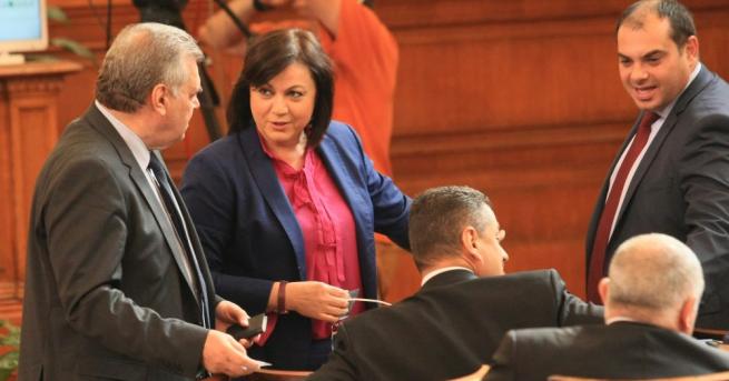 Транспортният министър Ивайло Московски и БСП в спор за Летище