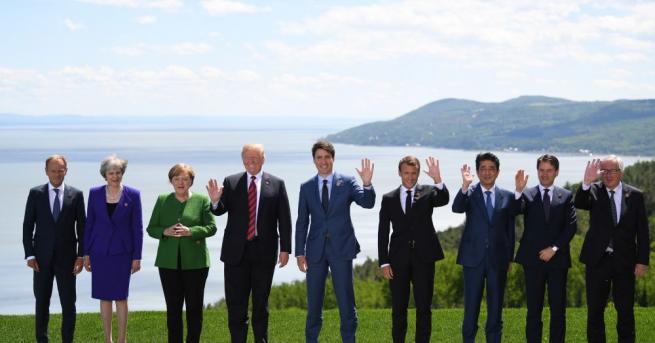 Лидерите на Групата на седемте най развити индустриални страни позираха за