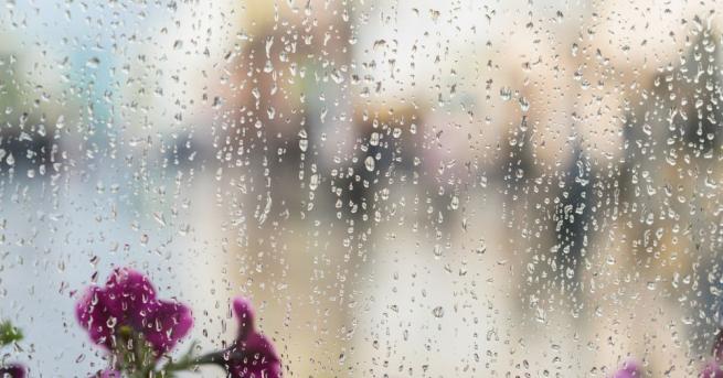 Жълт код заради очаквани интензивни и значителни по количество валежи