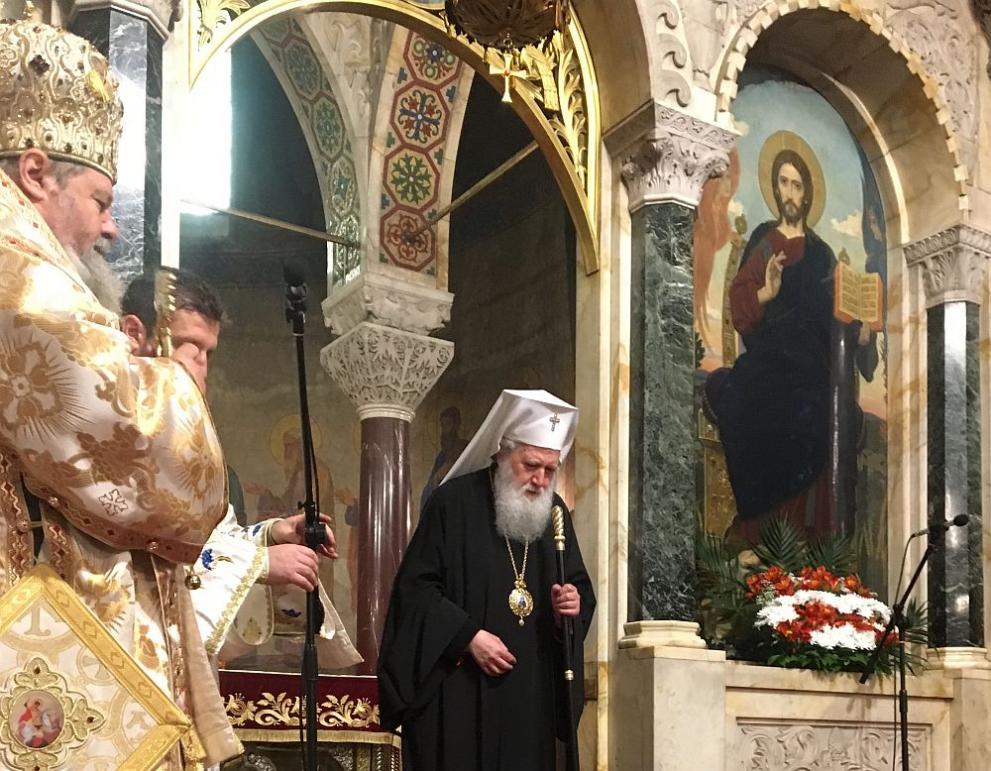 Тържествена архиерейска света литургия по повод 1000 години от основаването на Охридската архиепископия.