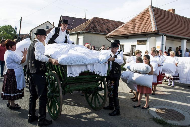 селска сватба булка традиция унгария