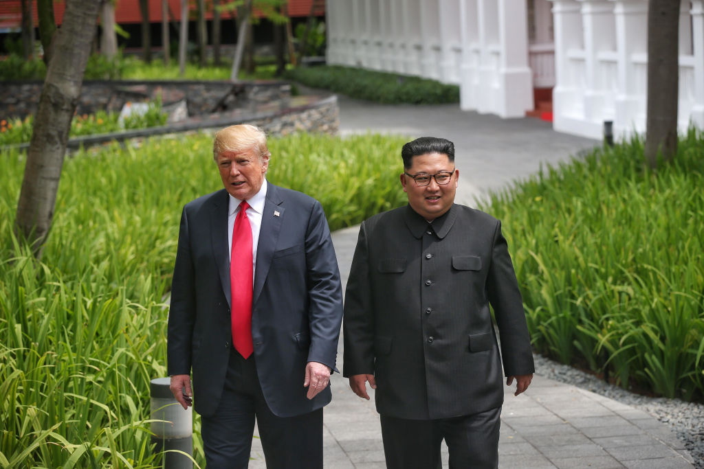 Историческа среща между  Доналд Тръмп и Ким Чен-ун