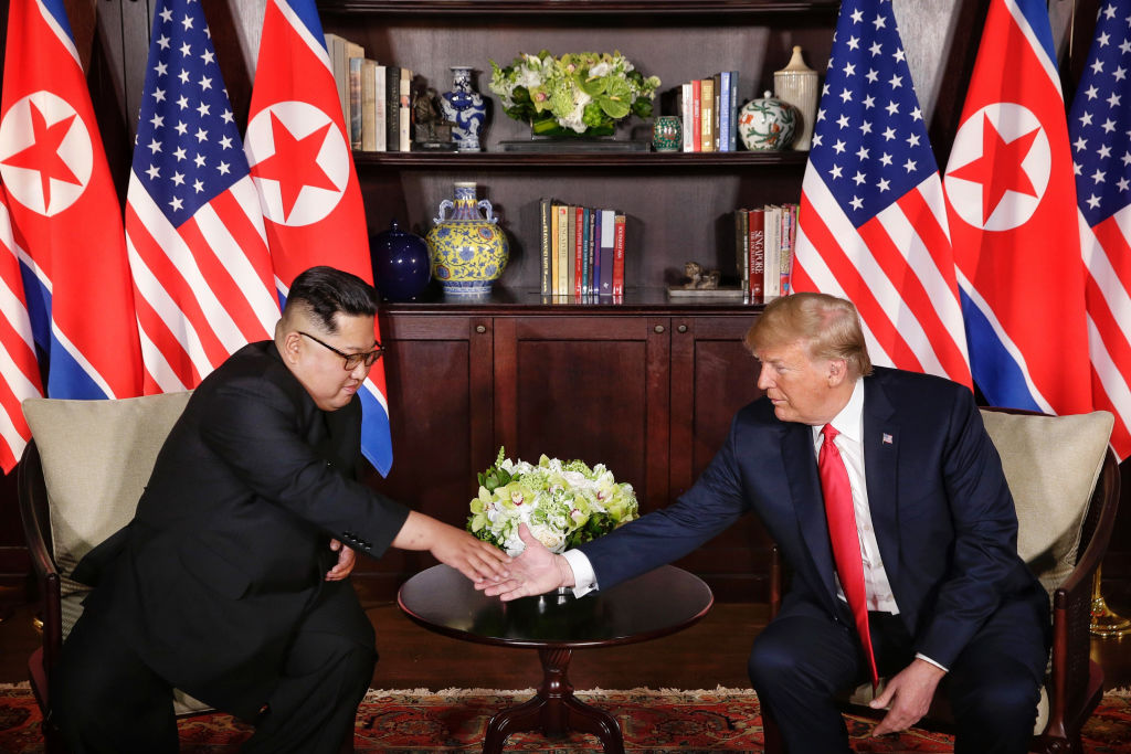 Историческа среща между  Доналд Тръмп и Ким Чен-ун