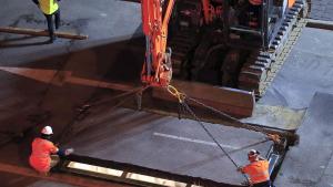 Майк Пар заровен жив