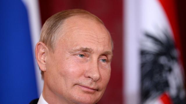 Кой ще прави компания на Путин по време на финала за Световното по футбол?