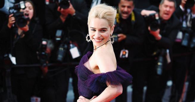 Емилия Кларк емоционално се сбогува със сериала Играна тронове на