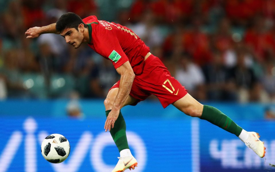 Испанският Валенсия се раздели с най-голямата си звезда. Гонсало Гуедеш