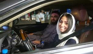 В Саудитска Арабия жените вече шофират