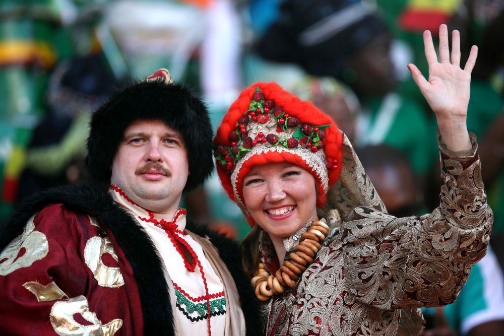 Емоции и усмивки по трибуните на стадионите в Русия