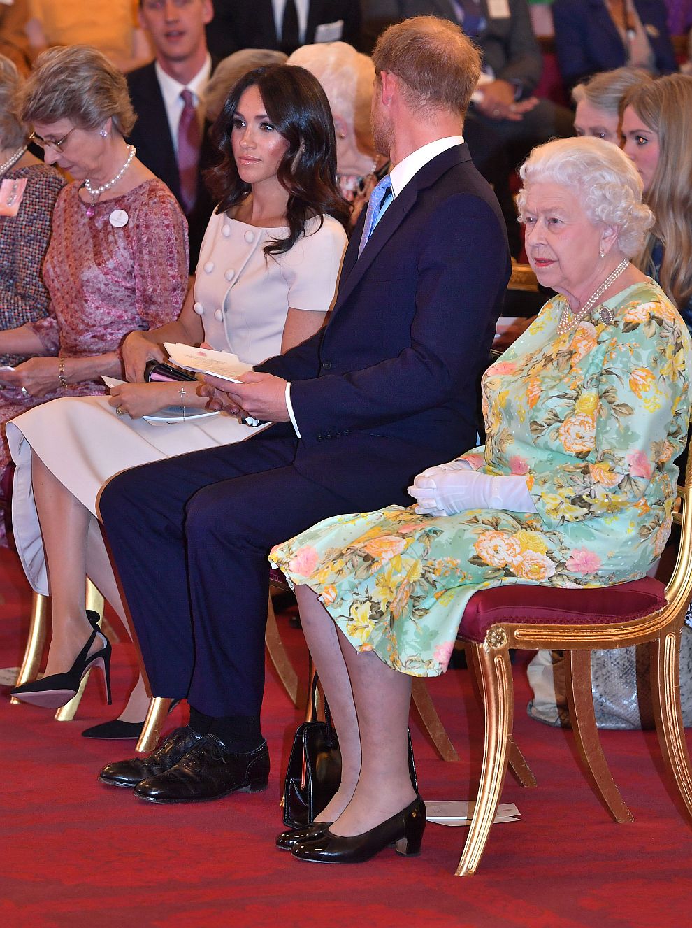 Херцогиня Меган, принц Хари и кралица Елизабет Втора