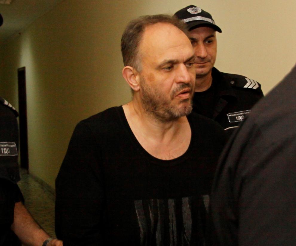 Апелативният съд в Бургас постанови Борислав Стоянов да остане под стража.