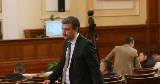 БСП не се отказват да иска оставката на кабинета Борисов