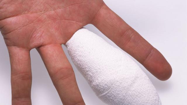 От кога средният пръст се смята за неприличен жест?