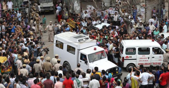 Наредиха на индийски полицаи да отслабнат ако искат да запазят