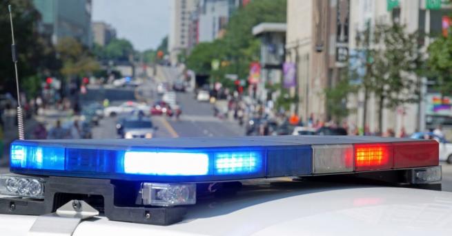 Полицията на канадския град Торонто арестува млада шофьорка, която рани