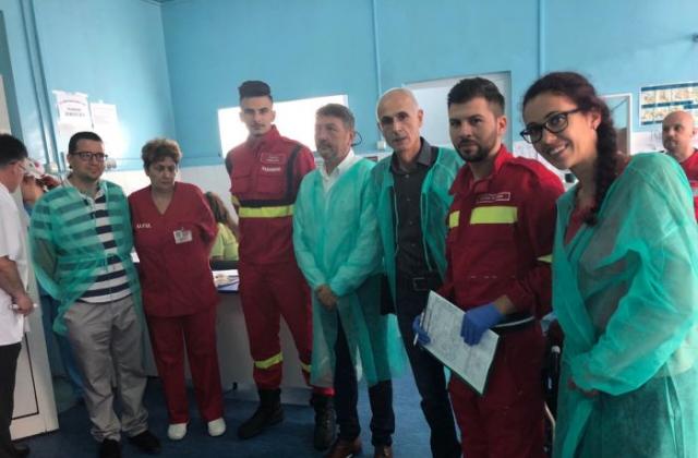 Медицински експерти на работно посещение в Петрошани