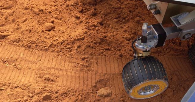 Твърдата кора на Марс се е формирала много бързо след