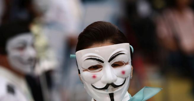 Хиляди южнокорейки се събраха в Сеул с искане за по строги